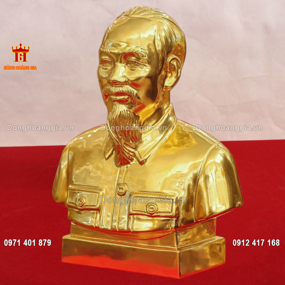 Pho tượng Bác Hồ được nghệ nhân chế tác hoàn toàn thủ công truyền thống